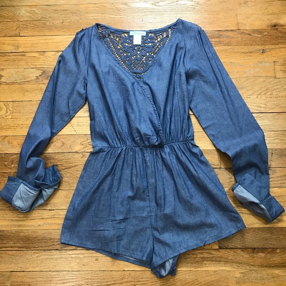 BLUE CROCHET BACK SURPLICE ROMPER - Picture 2 of 7